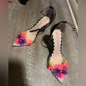 Betsy Johnson heels SIZE 7